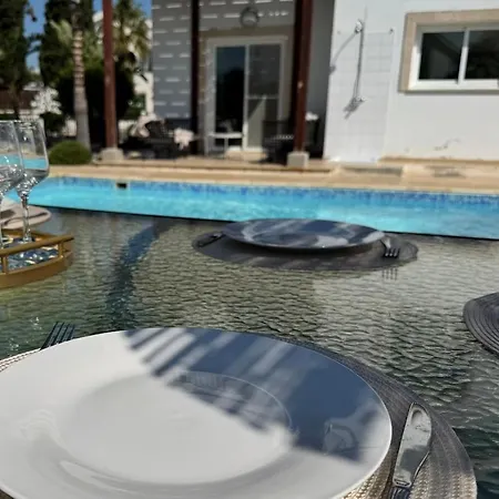 Sea View -private Pool - 1 Min Walk To * Ayia Napa