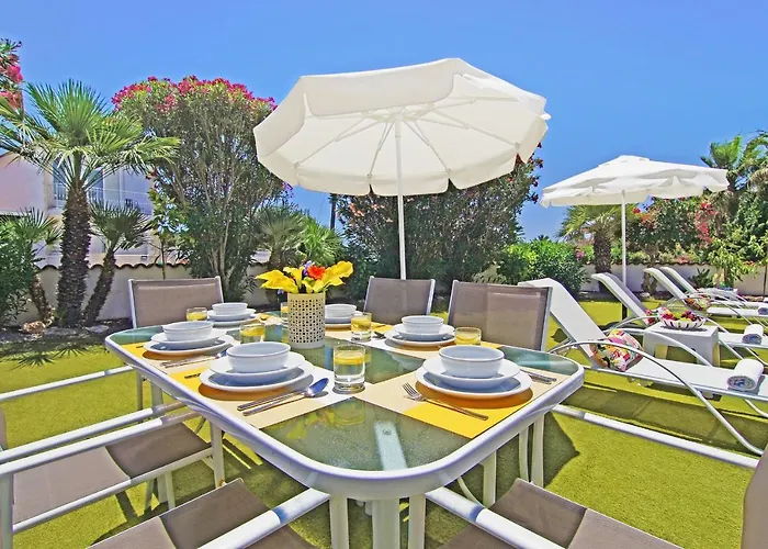 Basil - 50m From Med Sea