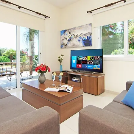 Basil - 50m From Med Sea Vila