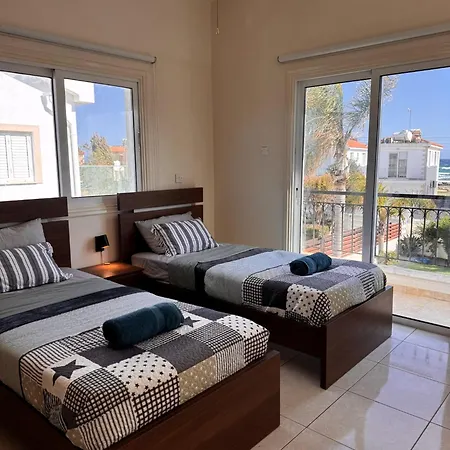 Sea View Villa -Private Pool - 1 Min Walk To Beach * Айя-Напа