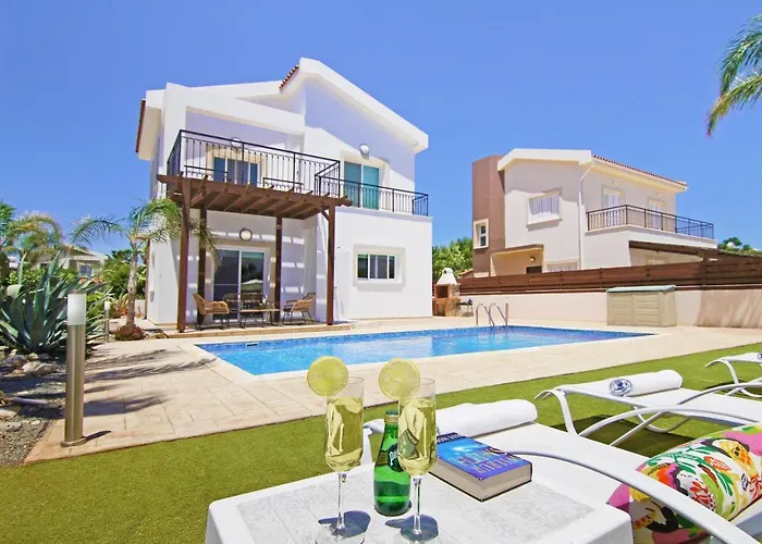 Basil - 50m From Med Sea * アヤナパ