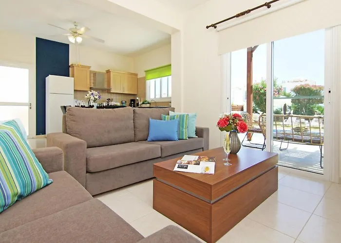 Basil - 50m From Med Sea ヴィラ アヤナパ