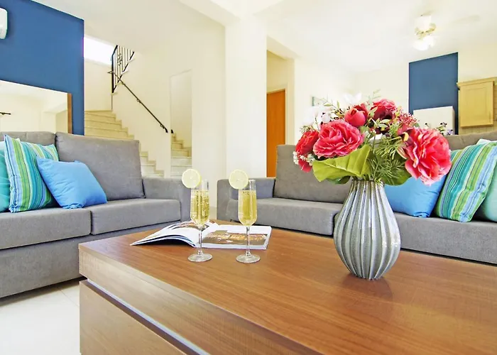 Basil - 50m From Med Sea וילה *